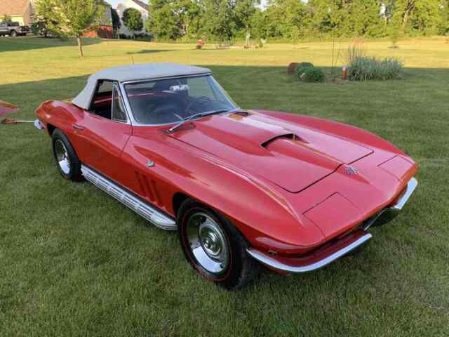 Chevrolet Corvette 1965 image number 11