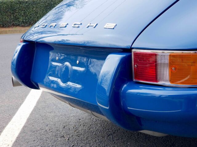 Porsche 911 1971 image number 21