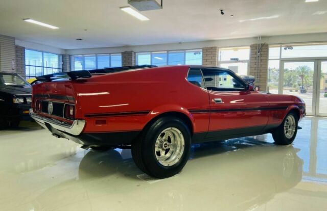 Ford Mustang 1971 image number 13