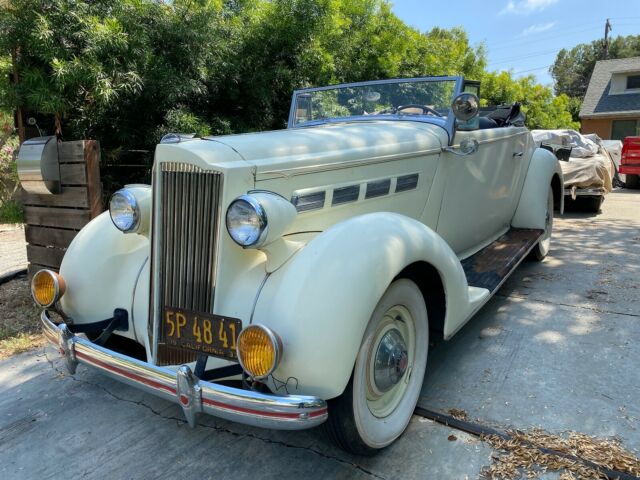 Packard Model 120 C 1937 image number 1