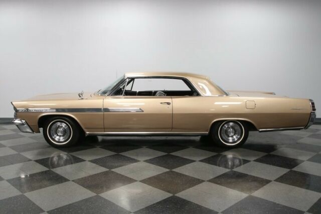 Pontiac Bonneville 1963 image number 7