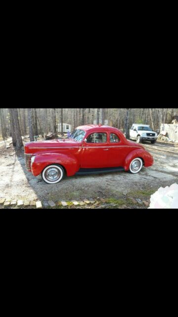 Ford Deluxe 1940 image number 10