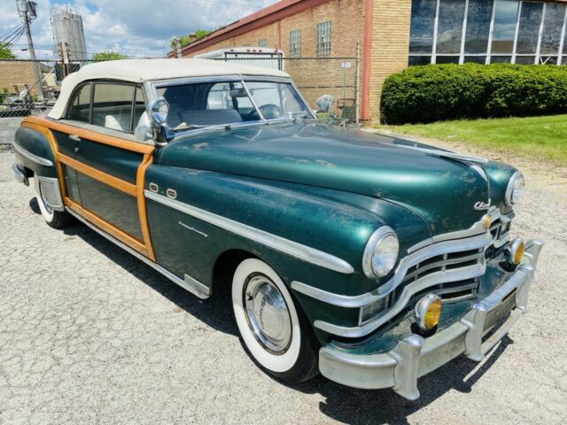 Chrysler Town & Country 1949 image number 0