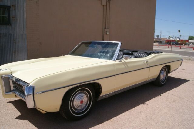 Pontiac Bonneville 1969 image number 20