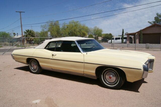 Pontiac Bonneville 1969 image number 21