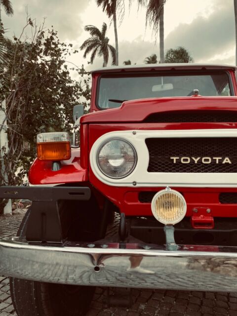 Toyota Land Cruiser 1975 image number 0