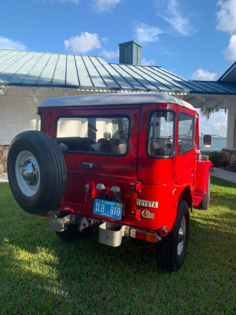 Toyota Land Cruiser 1975 image number 19