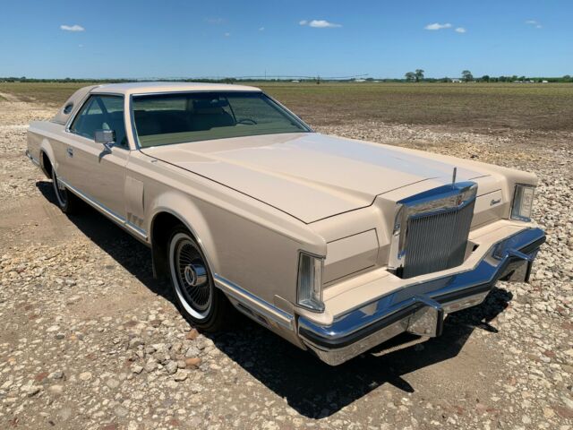 Lincoln Continental 1978 image number 24