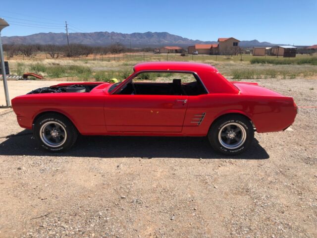 Ford Mustang 1966 image number 33