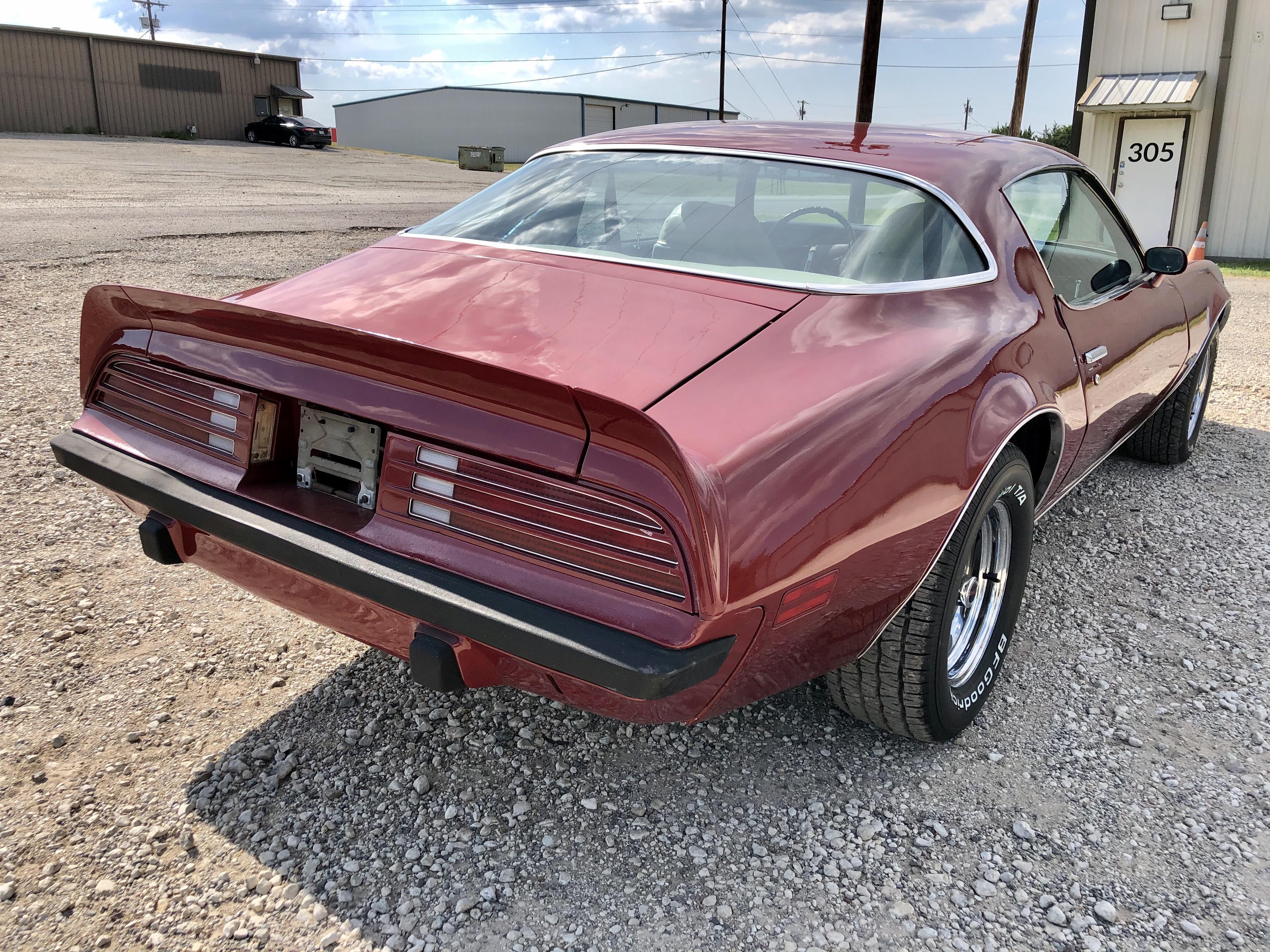 Pontiac Firebird 1975 image number 4