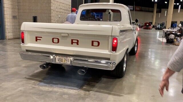 Ford F-100 1965 image number 10