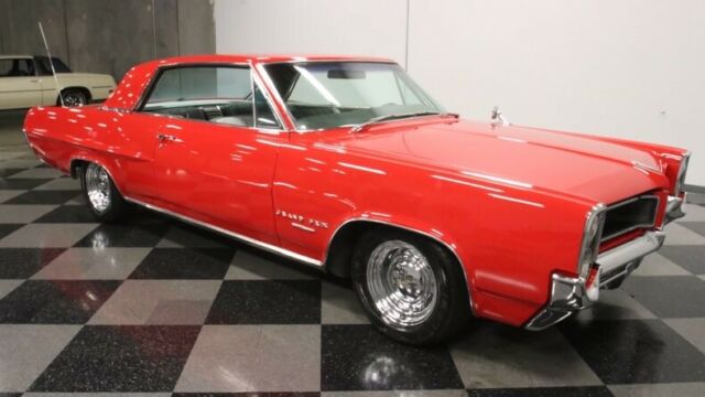 Pontiac Grand Prix 1964 image number 16