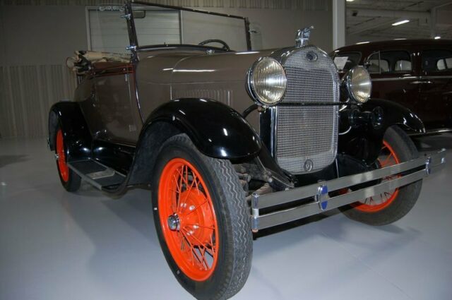 Ford Model A 1928 image number 17