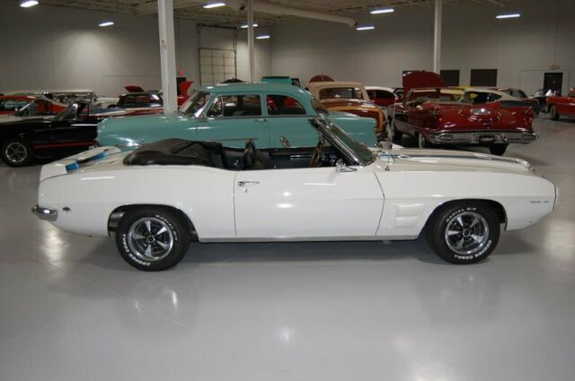 Pontiac Trans-Am Convertible Tribute 1969 image number 28