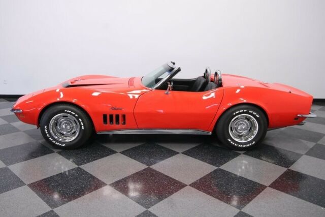 Chevrolet Corvette 1969 image number 2