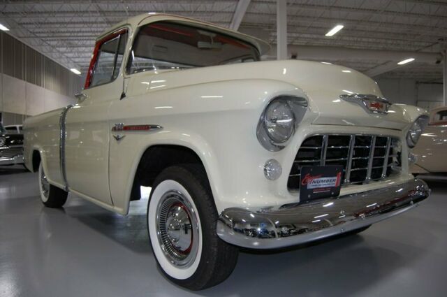 Chevrolet Cameo Pickup 1955 image number 10