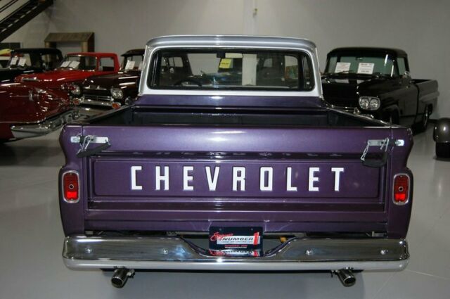 Chevrolet C-10 1965 image number 2