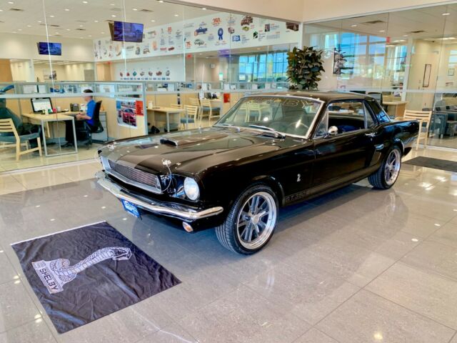 Ford Mustang 1966 image number 1