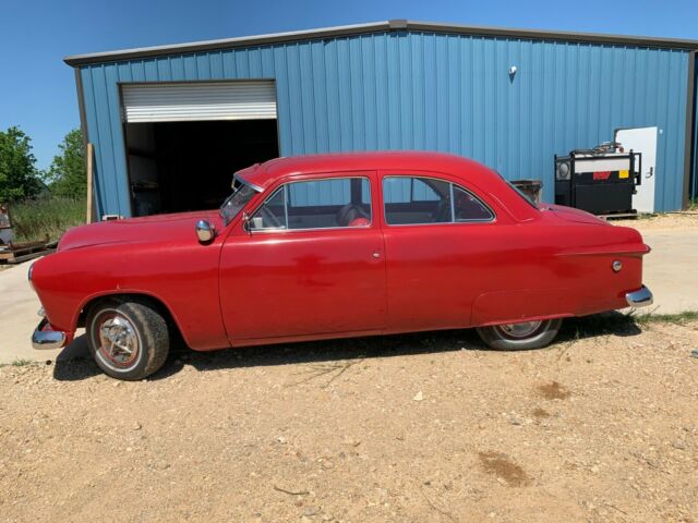 Ford Custom 1949 image number 4