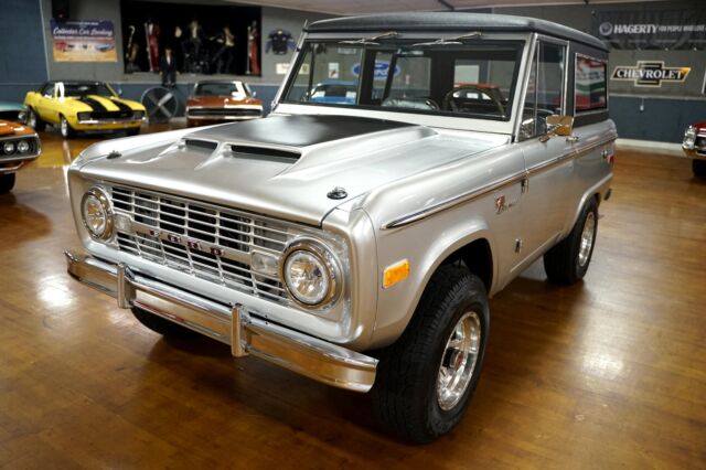 Ford Bronco 1974 image number 13