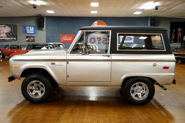 Ford Bronco 1974 image number 14