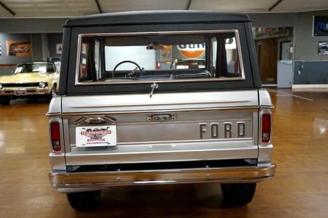 Ford Bronco 1974 image number 16