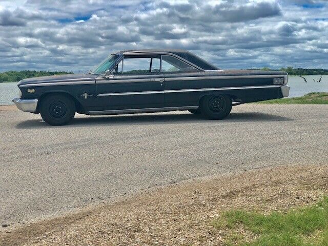 Ford Galaxie 1963 image number 23