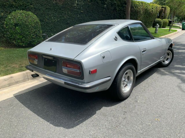 Datsun Z-Series 1971 image number 6