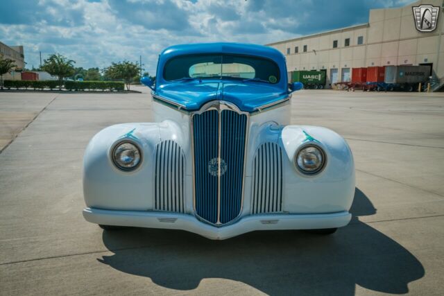 Packard Coupe 1941 image number 9