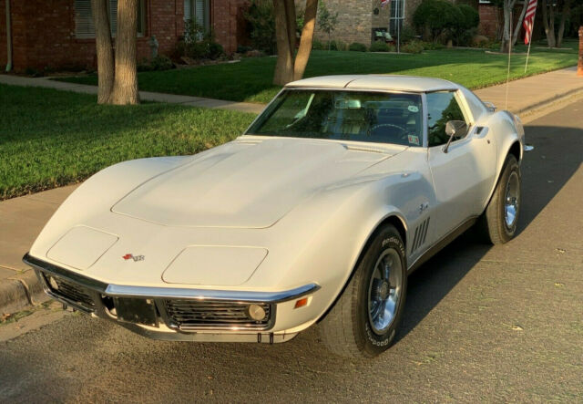 Chevrolet Corvette 1969 image number 3