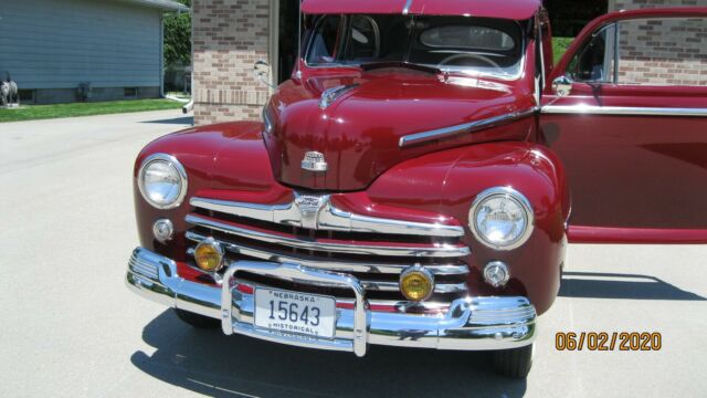 Ford Super Deluxe 1948 image number 13