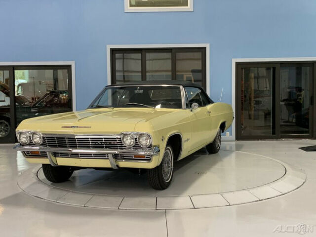 Chevrolet Impala 1965 image number 0