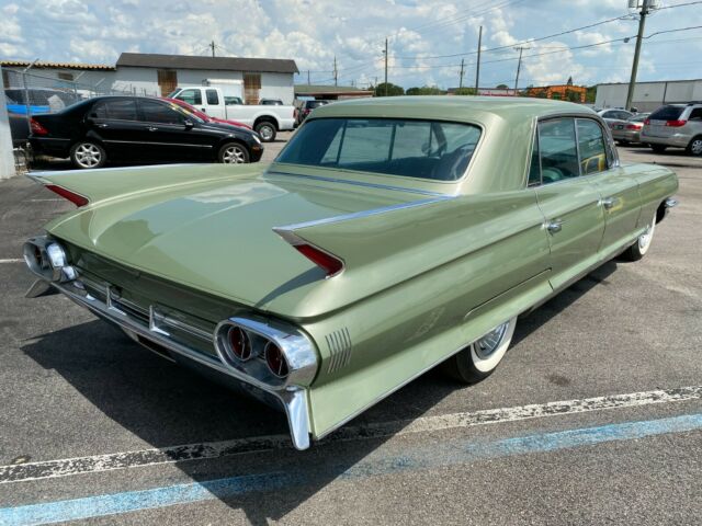 Cadillac Fleetwood 1961 image number 31