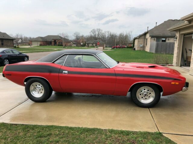 Plymouth Barracuda 1973 image number 0