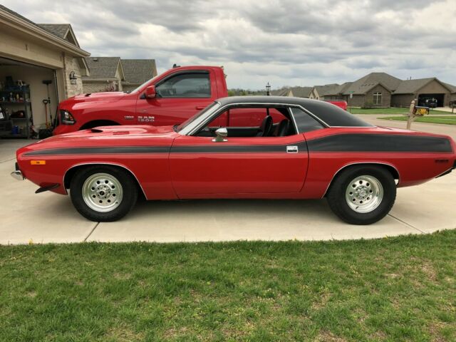 Plymouth Barracuda 1973 image number 1