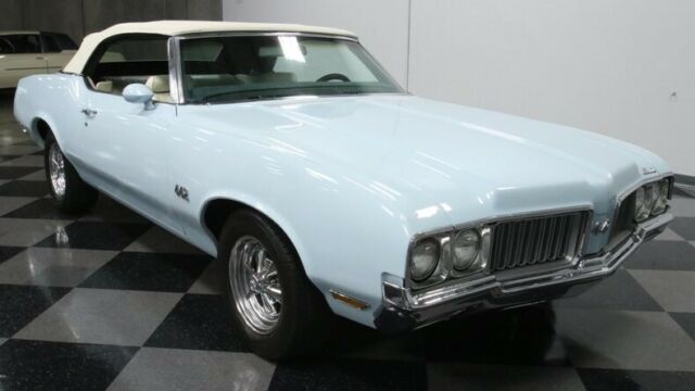 Oldsmobile Cutlass 1970 image number 17