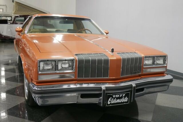 Oldsmobile Cutlass 1977 image number 42