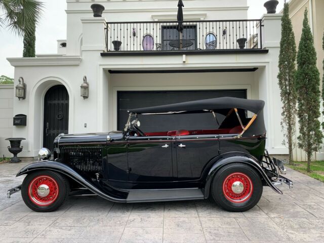 Ford Phaeton 1932 image number 5