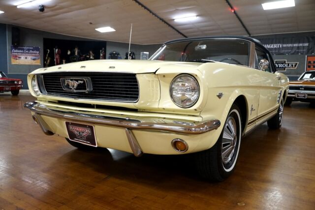 Ford Mustang 1966 image number 20