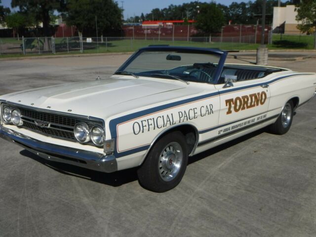 Ford Torino 1968 image number 31