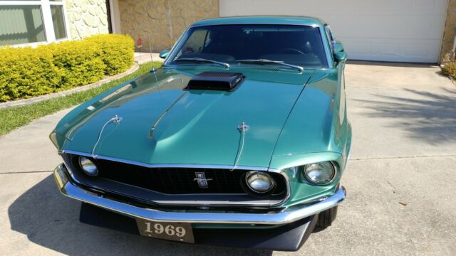 Ford Mustang 1969 image number 2