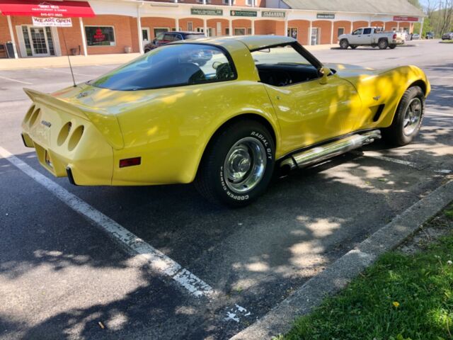 Chevrolet Corvette 1978 image number 16