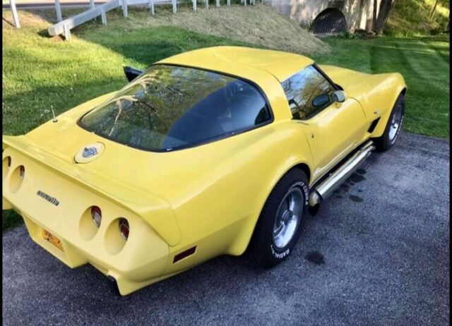 Chevrolet Corvette 1978 image number 22