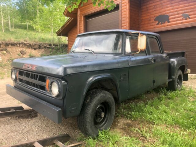 Dodge Power Wagon 1969 image number 16