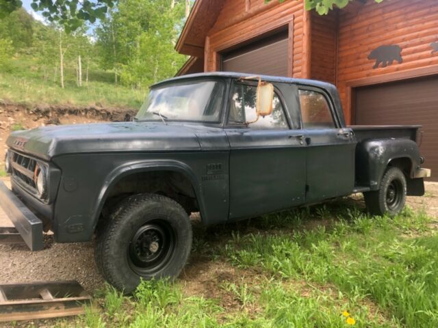 Dodge Power Wagon 1969 image number 17