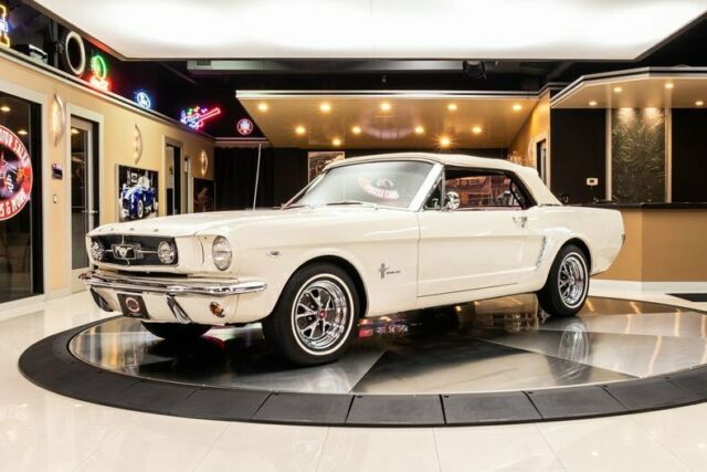 Ford Mustang 1965 image number 29