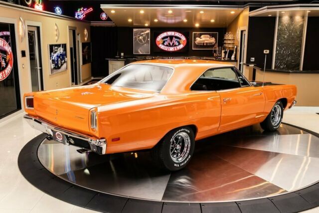 Plymouth Road Runner 1969 image number 12