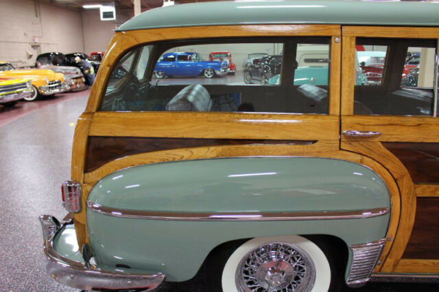 Chrysler ROYAL"WOODIE" 1949 image number 12