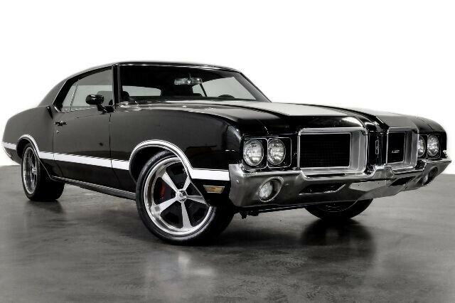 Oldsmobile Cutlass 1972 image number 3