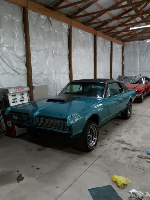 Mercury Cougar 1967 image number 1